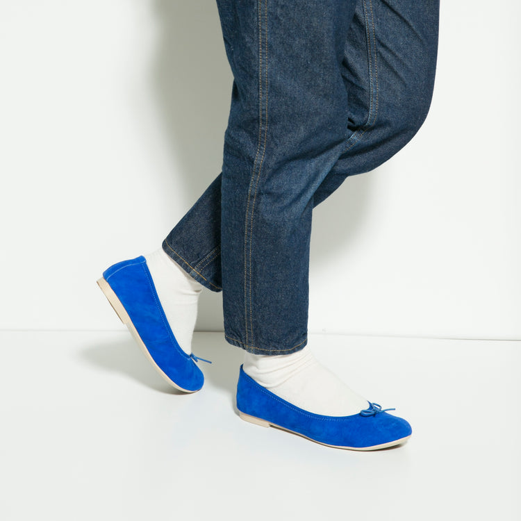 ラウンドトゥ フラットバレエ シープスエード ブルー
